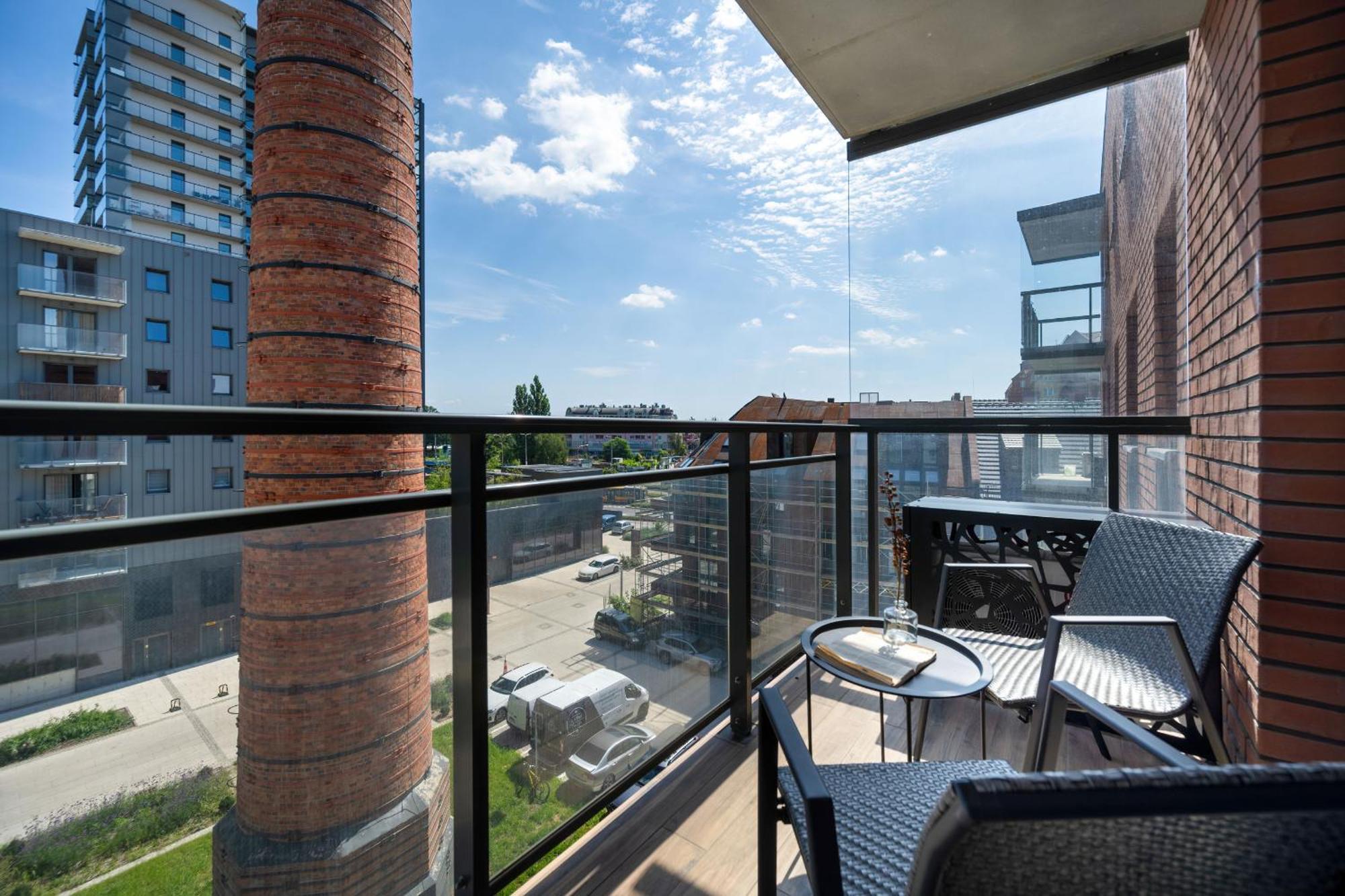 Ekskluzywne Browary Wroclawskie Z Klimatyzacja I Parkingiem By Renters Prestige Appartamento