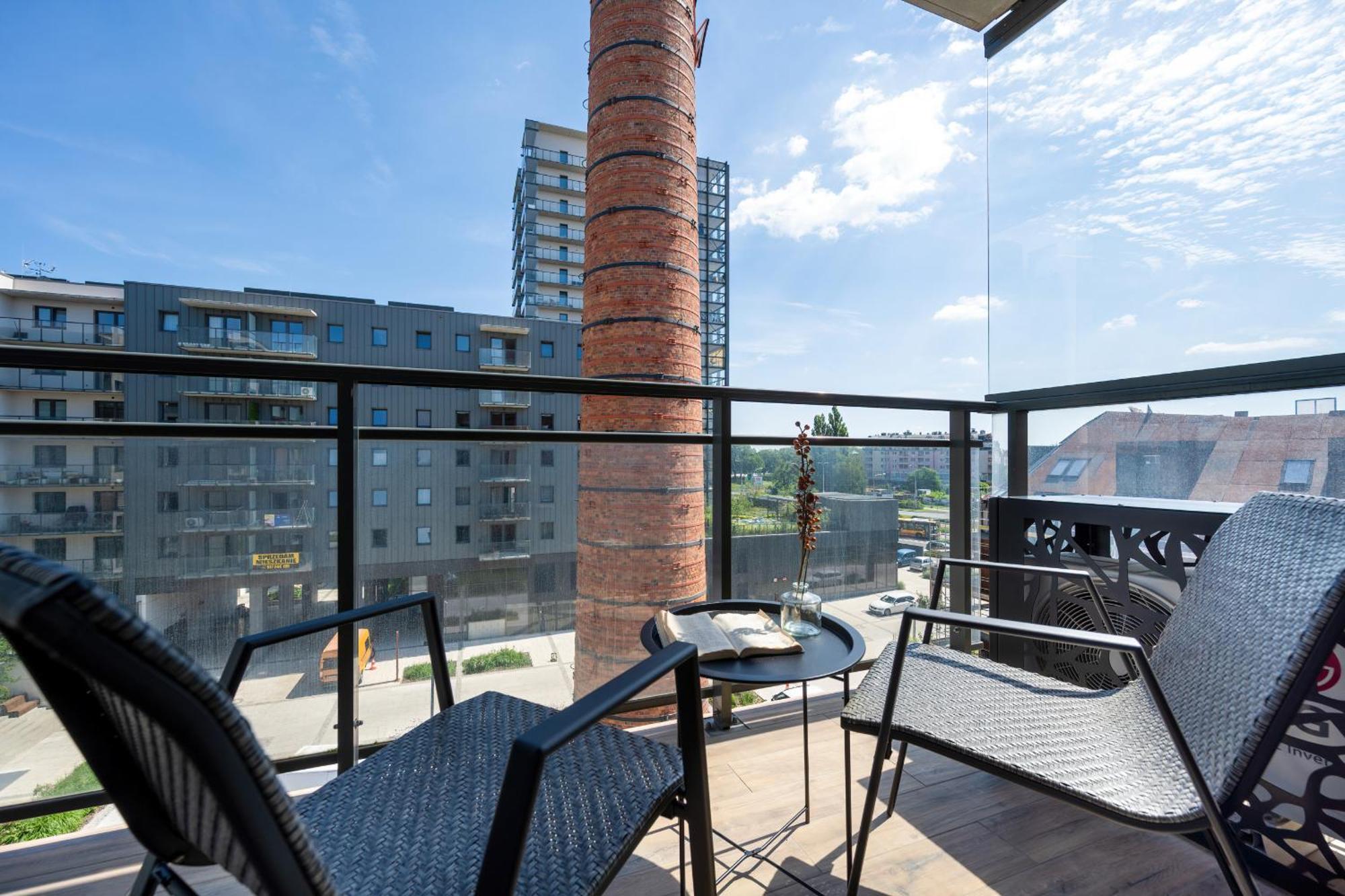 Ekskluzywne Browary Wroclawskie Z Klimatyzacja I Parkingiem By Renters Prestige Breslavia