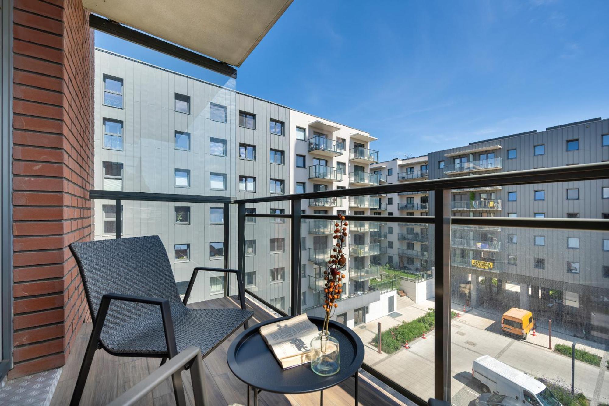 Ekskluzywne Browary Wroclawskie Z Klimatyzacja I Parkingiem By Renters Prestige Apartment