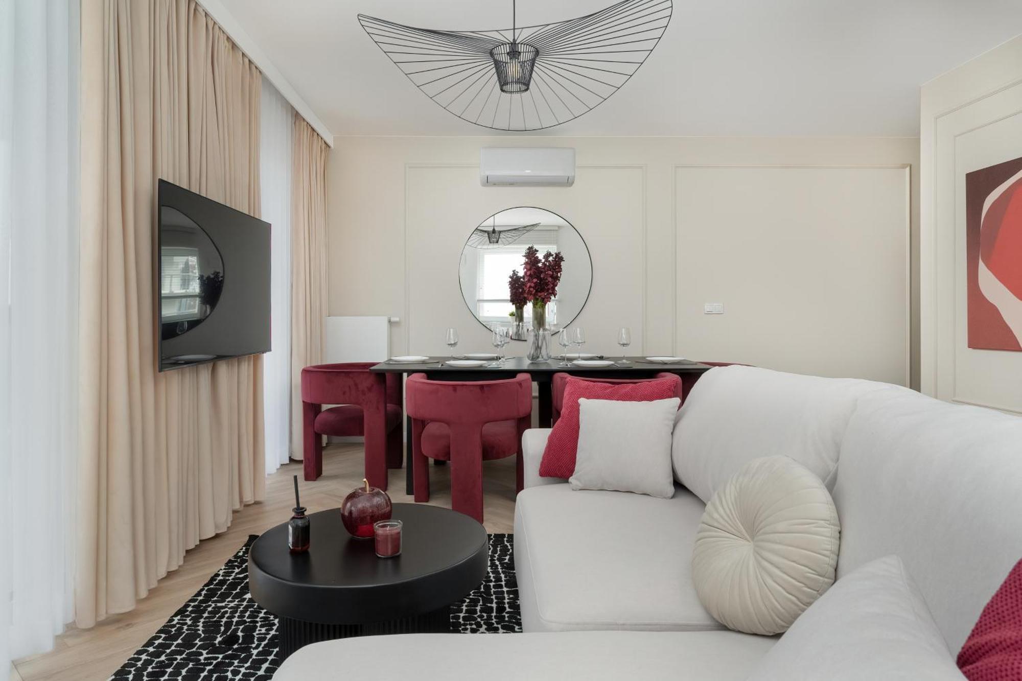 Apartment Ekskluzywne Browary Wroclawskie Z Klimatyzacja I Parkingiem By Renters Prestige Breslau