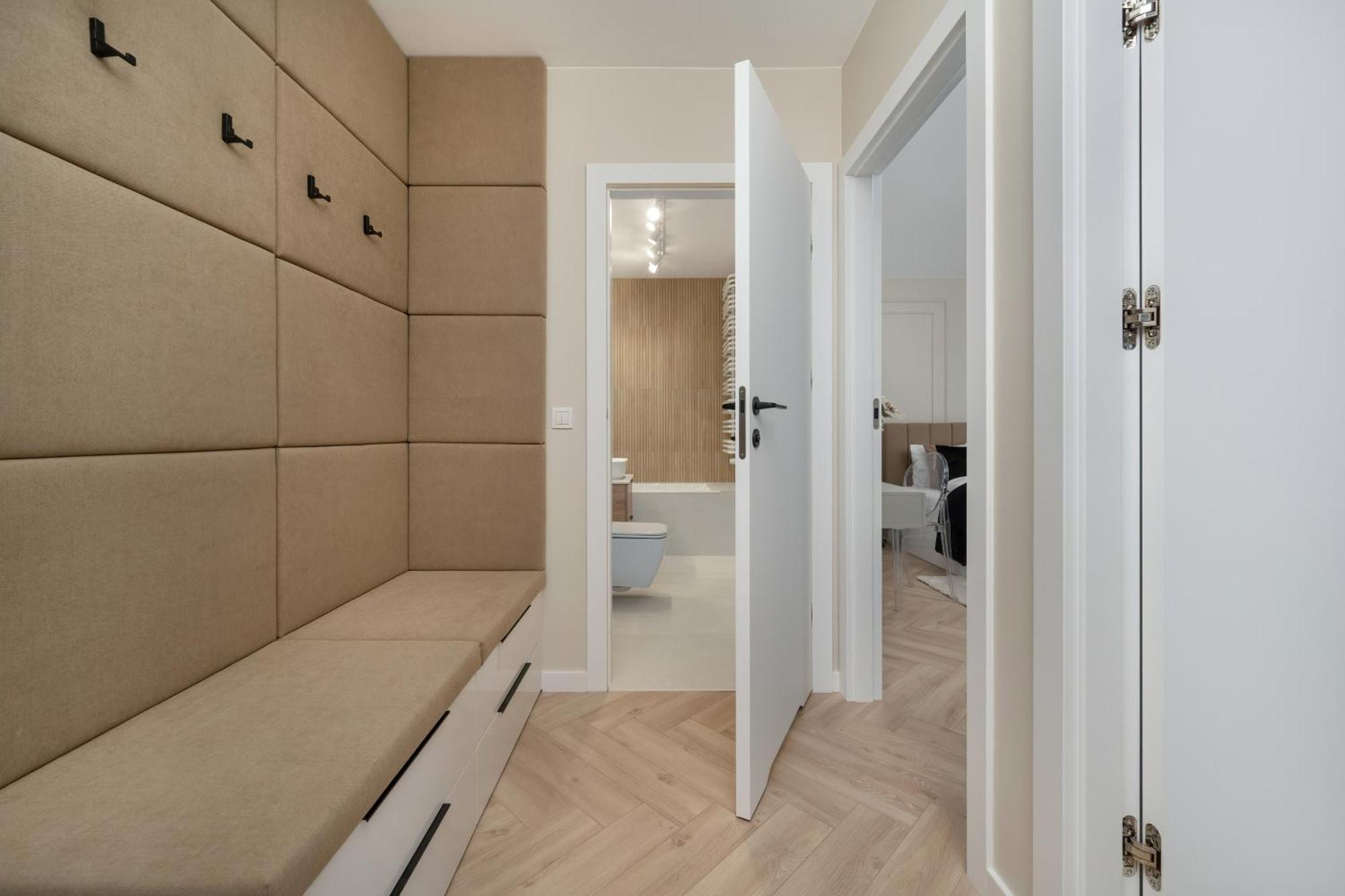 Apartment Ekskluzywne Browary Wroclawskie Z Klimatyzacja I Parkingiem By Renters Prestige Breslau